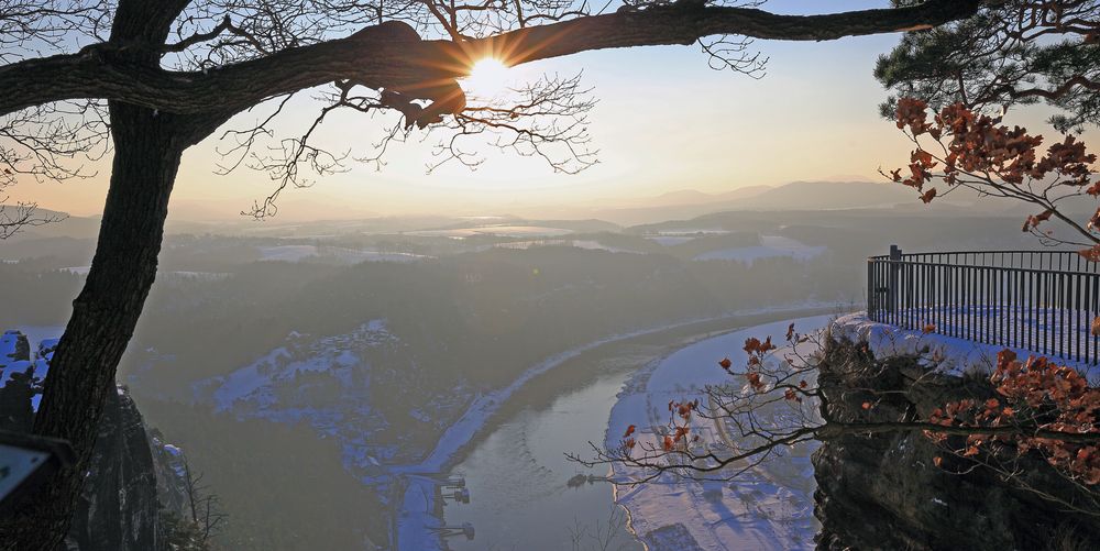 Als es auch im Winter von Dieser Basteiaussicht noch Freude machte...