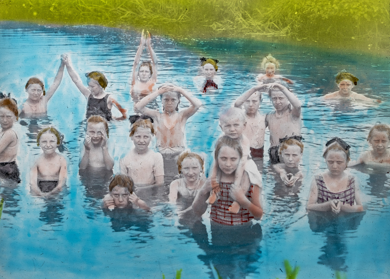 Als Farbfotos das Schwimmen lernten