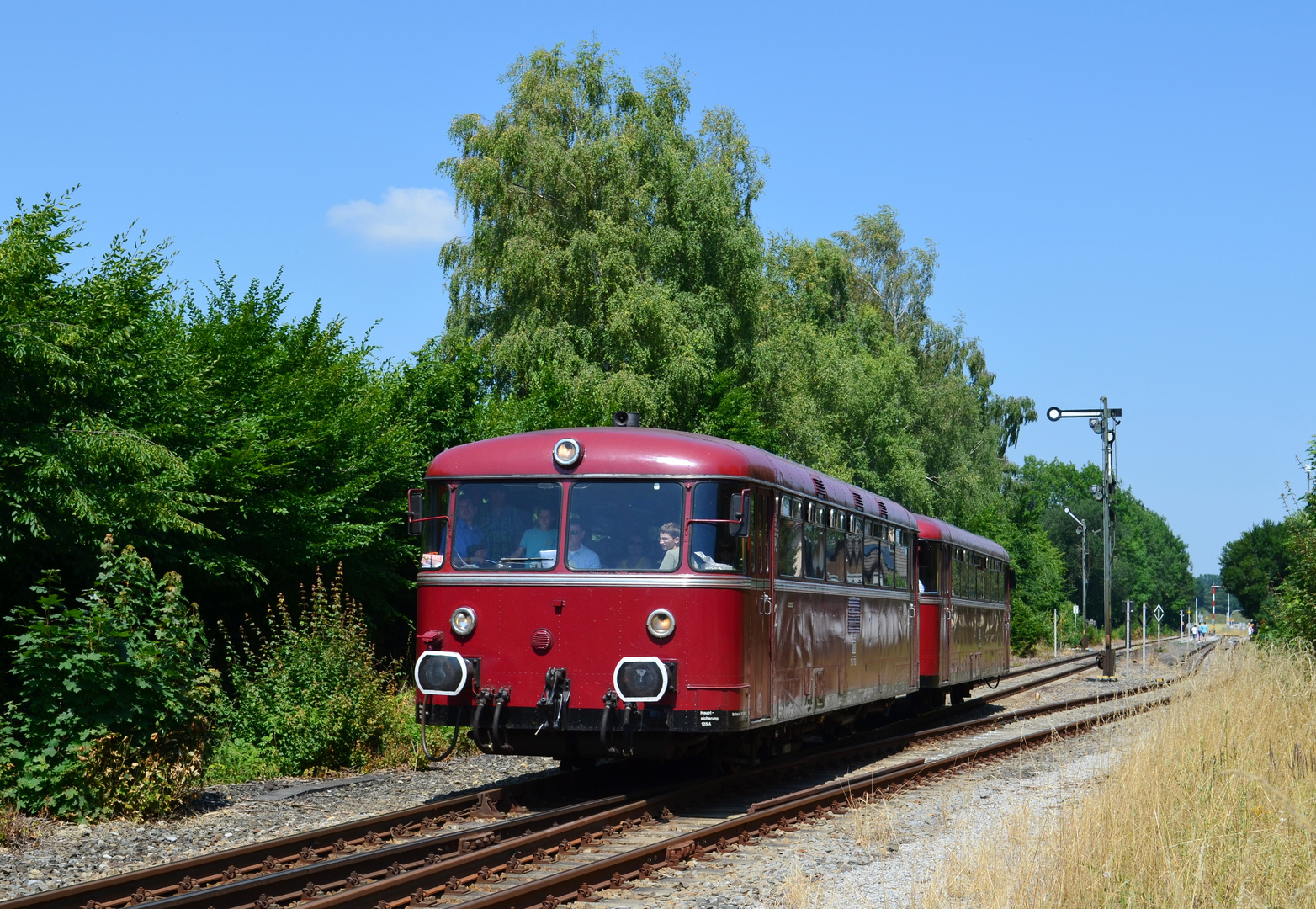 Als Feriengruß mal ein Schienenbus