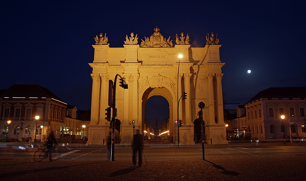 als ich in berlin letztes mal war da habe ich auch so ne komische stadt in der DDR besucht