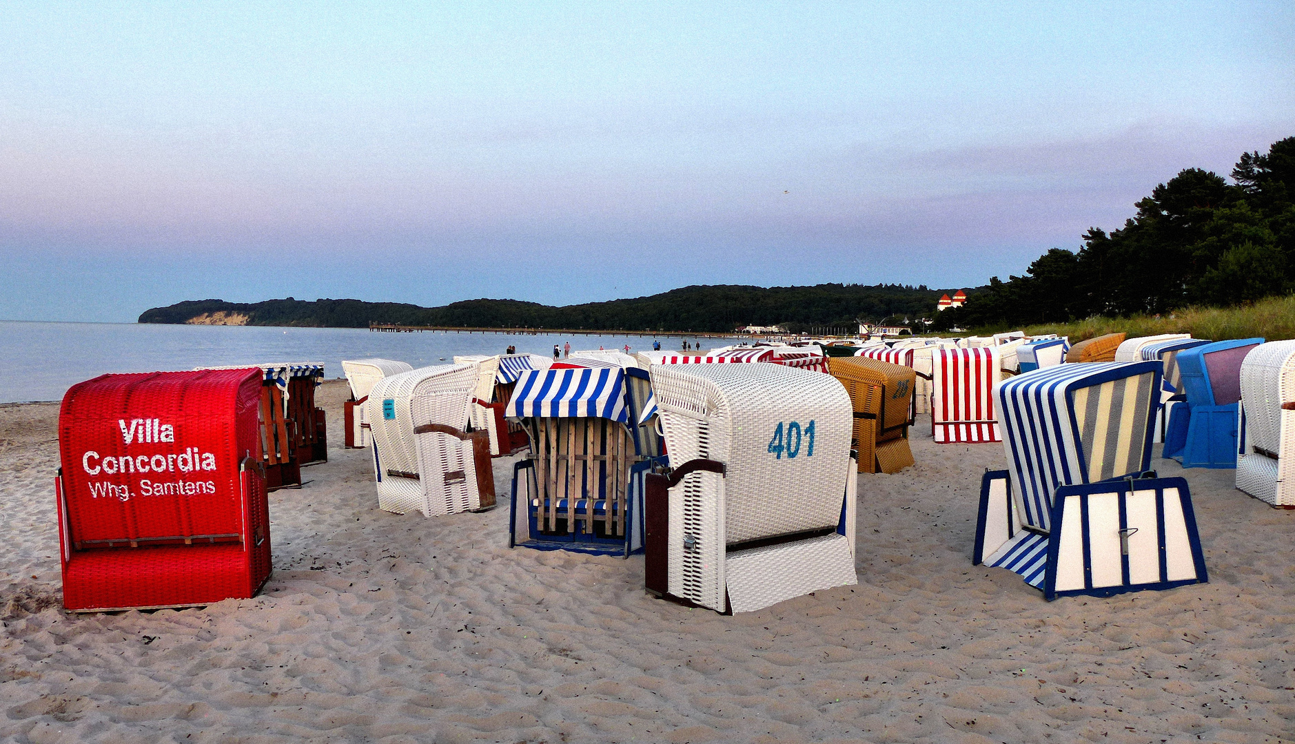 Als idie Strandkörbe nur abends leer waren