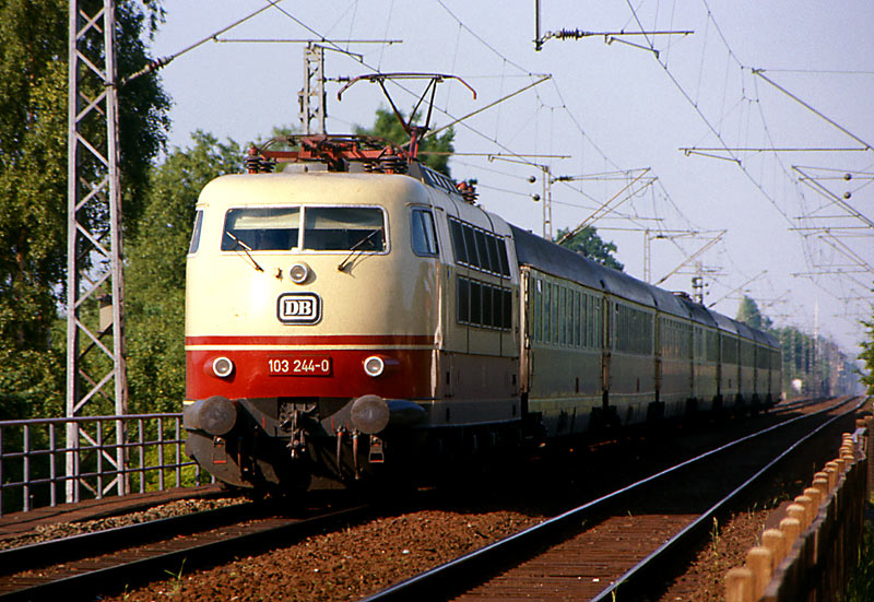 Als man noch in einem Zug von Hamburg nach Paris fahren konnte.