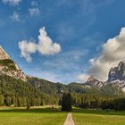 Als Wochenteiler bestens geeignet... :-), das Abendlicht fällt links auf den  Saarlkofel 2378 m...