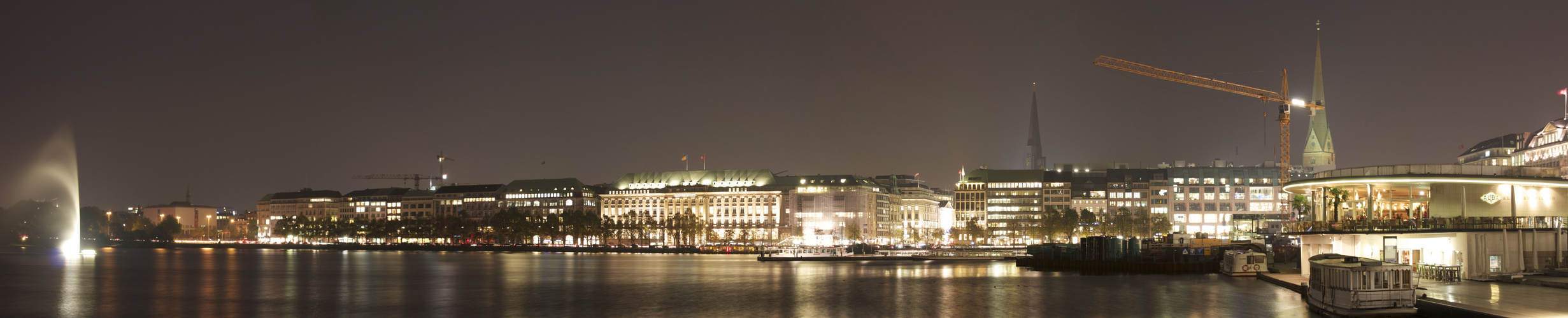 Alster bei Nacht