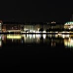 Alster bei Nacht