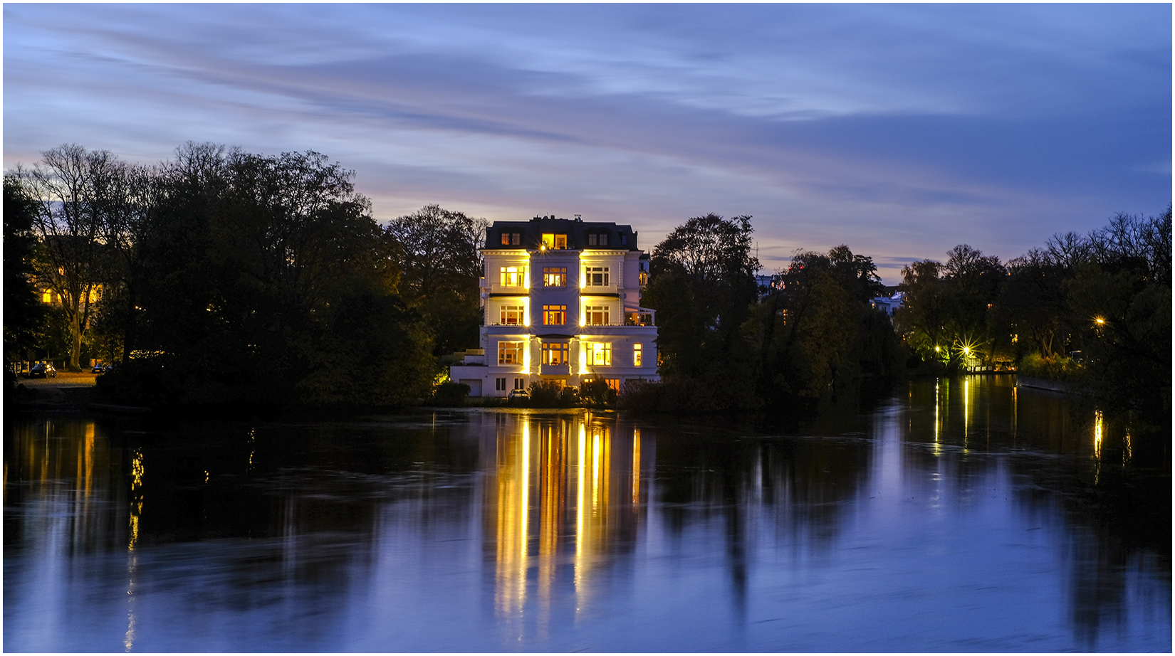 Alster bei Nacht