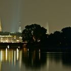 Alster , Nachts , Spiegelung im Wasser