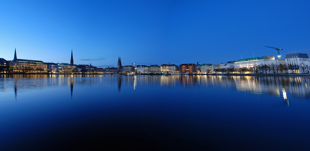 Alster Panorama (blaue Stunde)