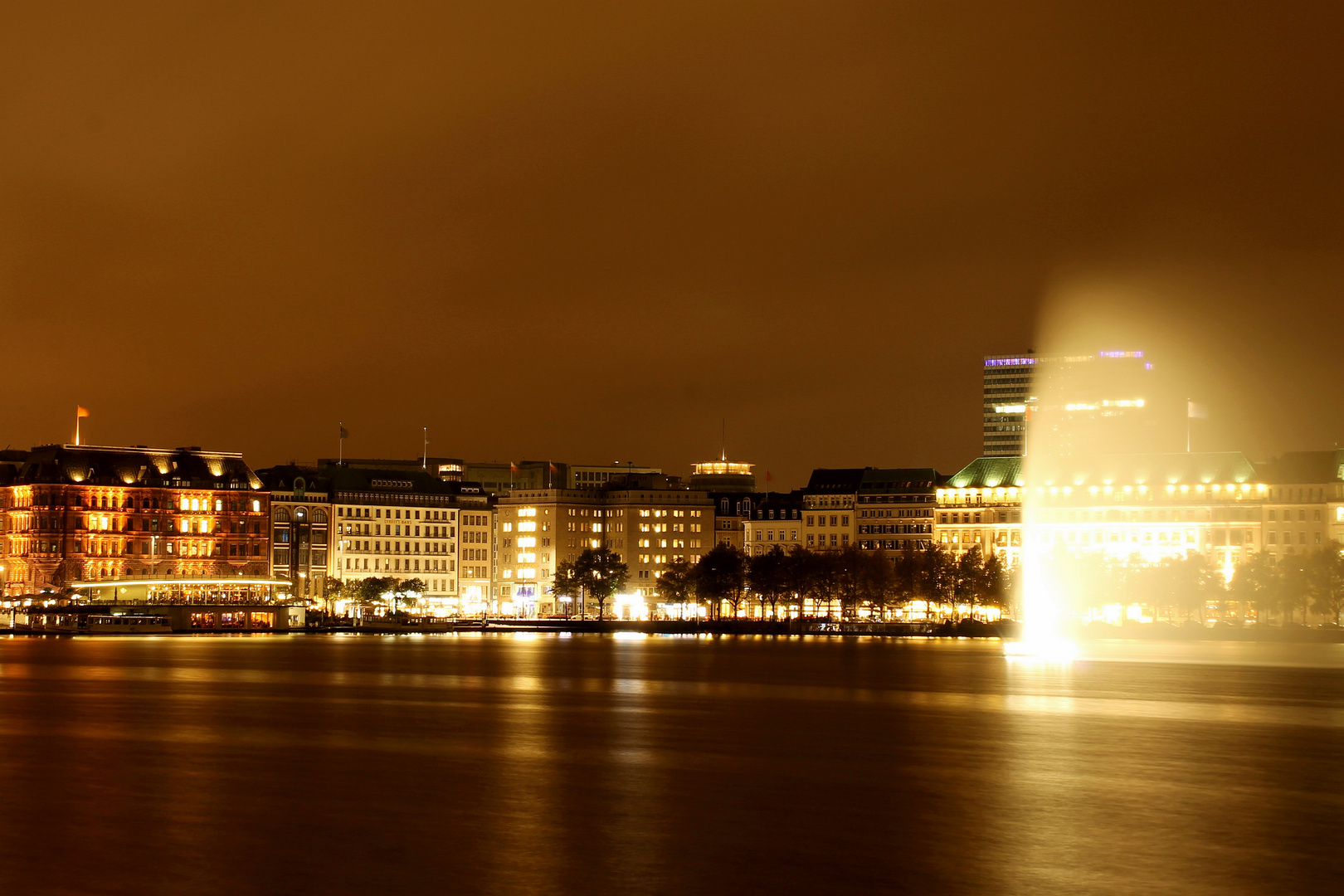 Alster, wie man sie kennt - wunderschön!