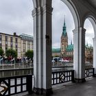 Alsterarkaden und Rathaus