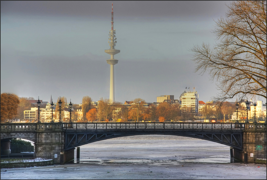 * Alsterbrücke **