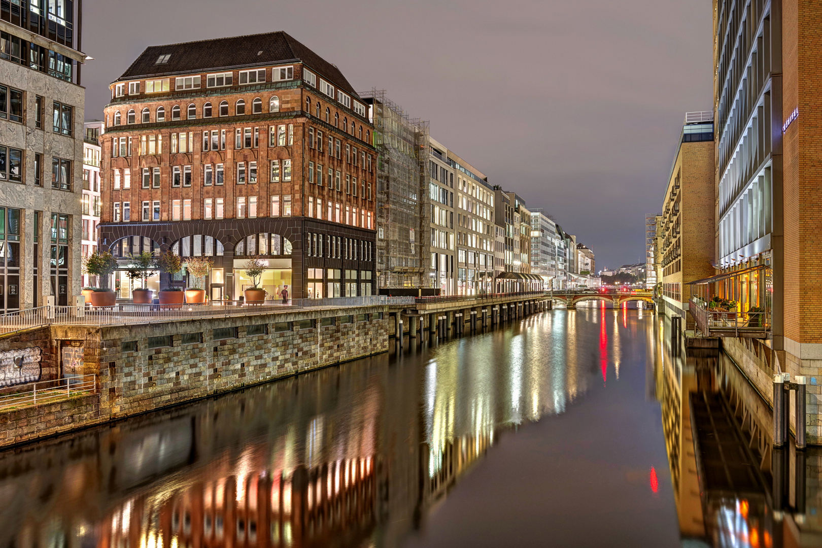 Alsterfleet Hamburg abends