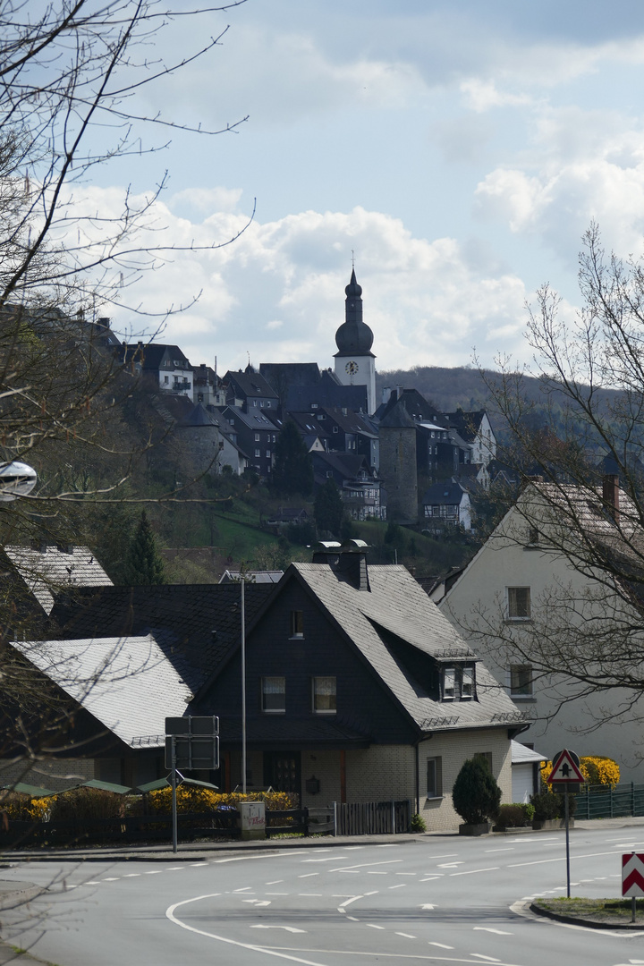 Alt-Arnsberg (Blick zum Glockenturm und Lichtturm)