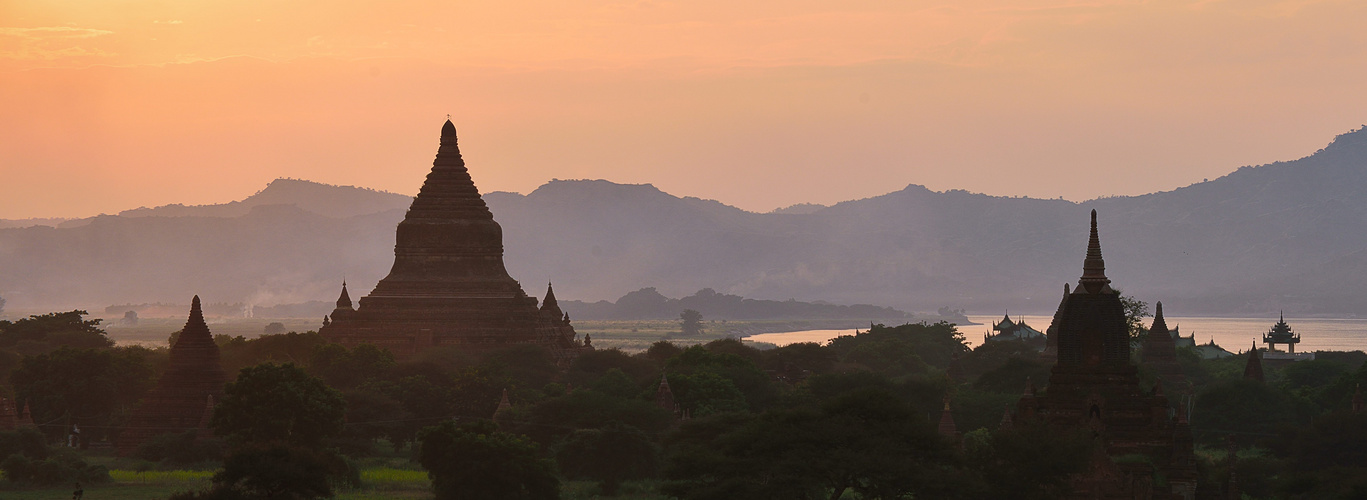 Alt Bagan / Old Bagan
