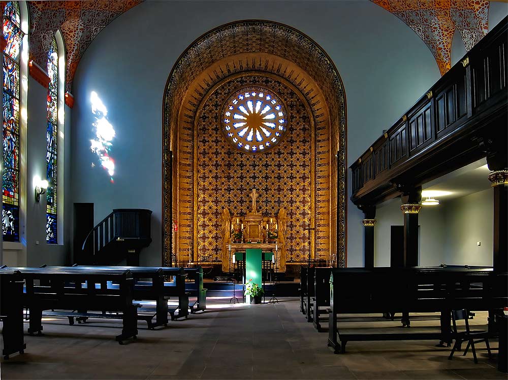 Alt Katholische Friedenskirche in Essen Foto