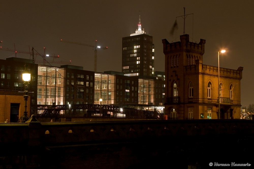 Alt / Neu - Kontrastprogramm in der Hamburgs Speicherstadt