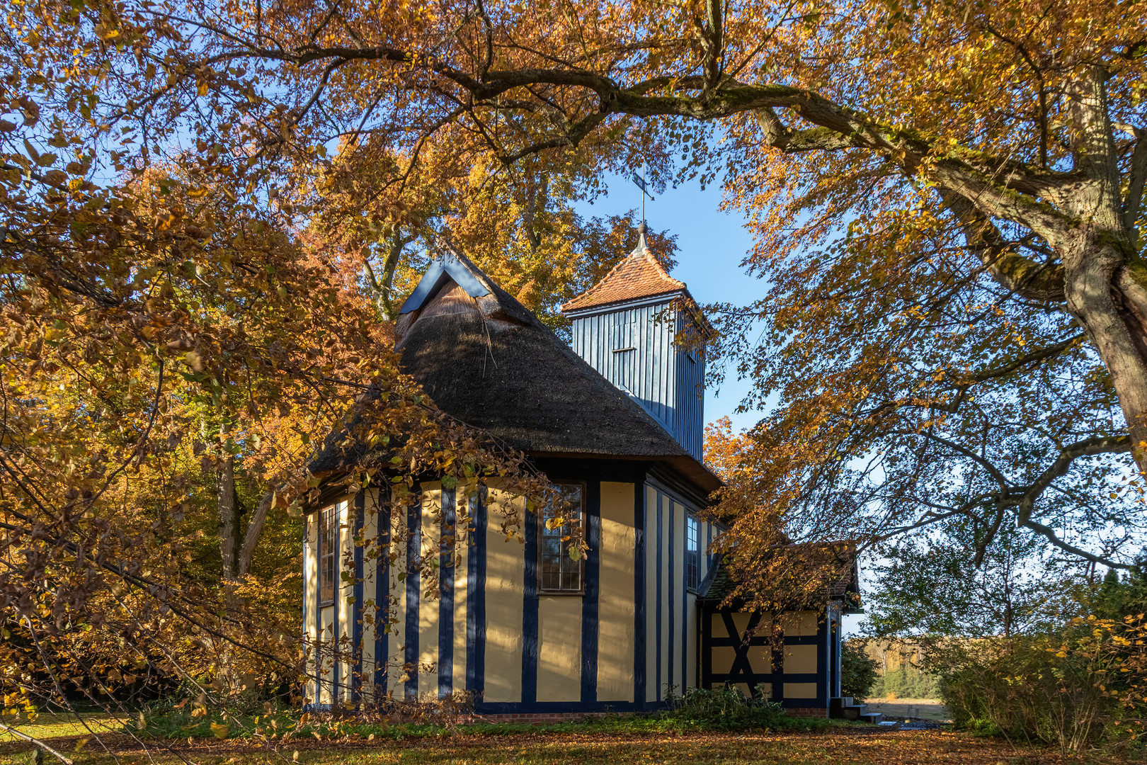 Alt Placht - Das Kirchlein im Grünen