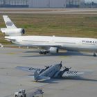 Alt und Neu Ju52 trifft auf MD11 in LEJ