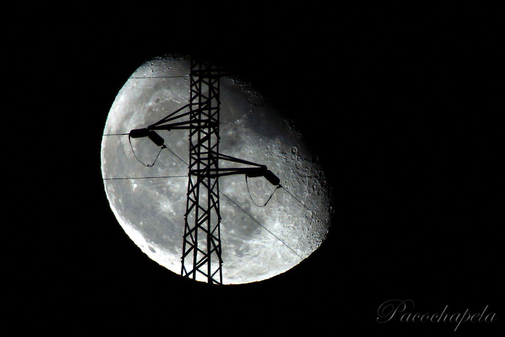 Alta tensión en la Luna