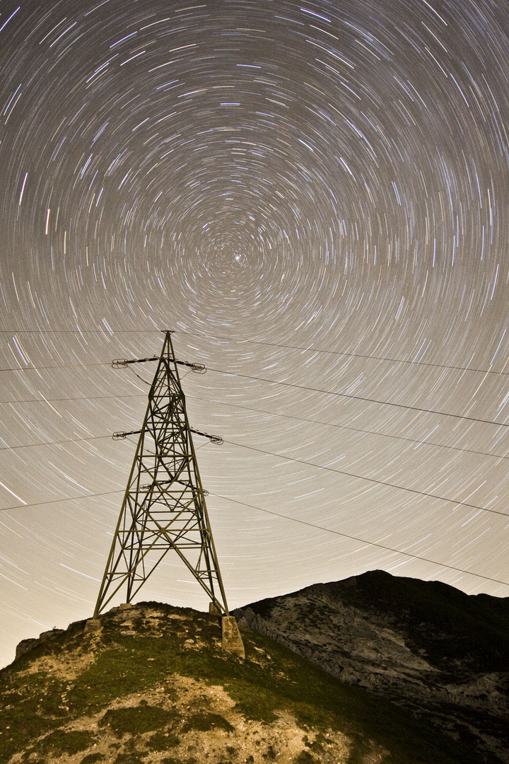 ALTA TENSIONE TRA LE STELLE