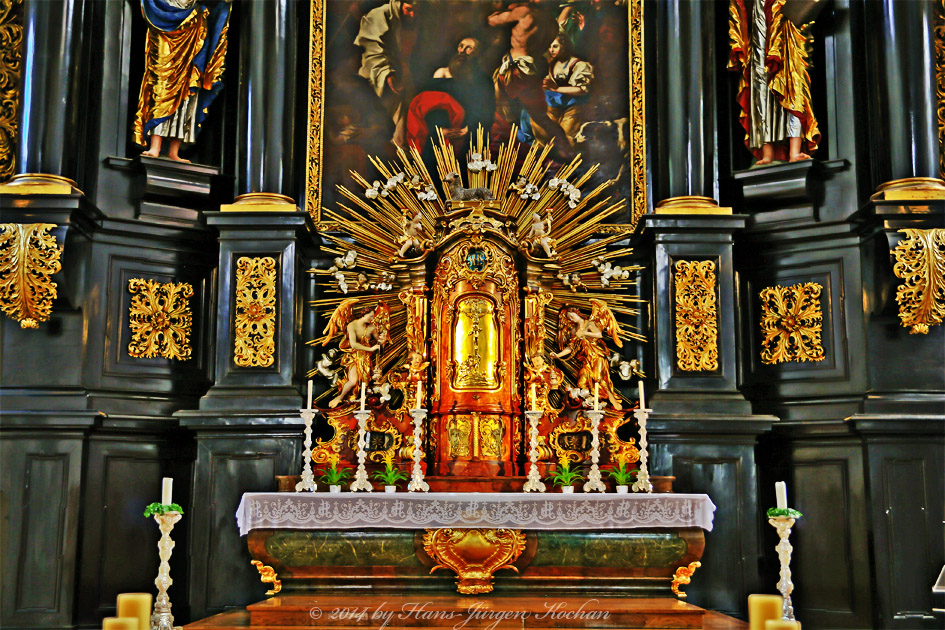 Altar...