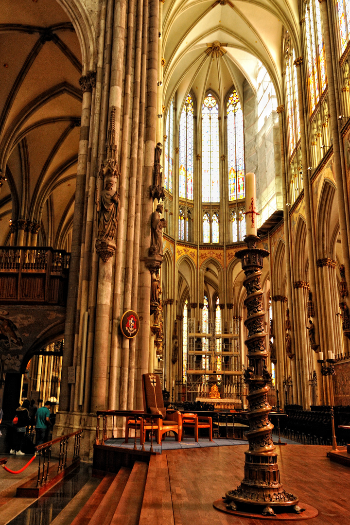 Altar-Bereich im Kölner Dom