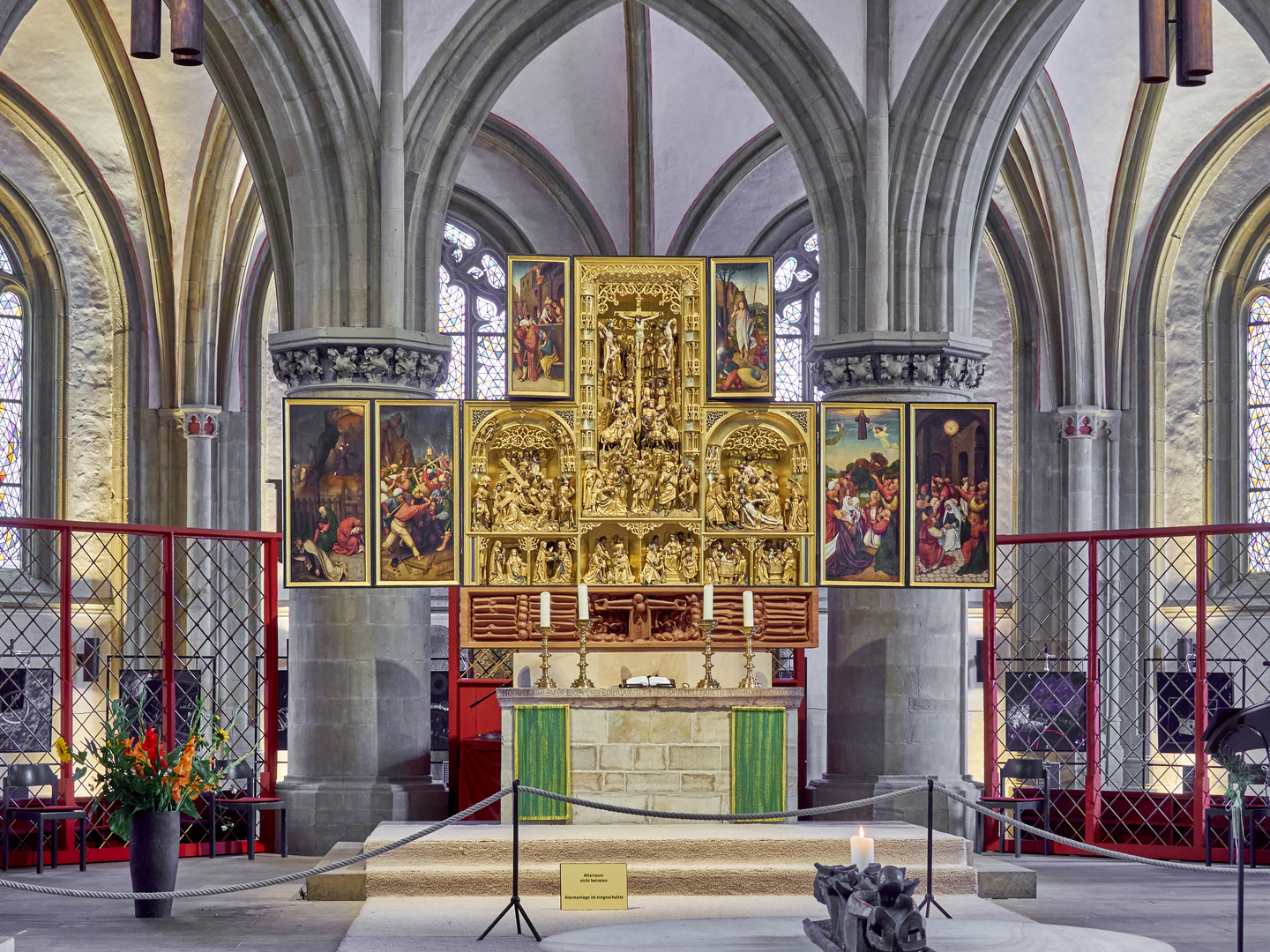 Altar & Bögen