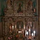 Altar de la capilla sita en el mismo interior del Pazo de Tor