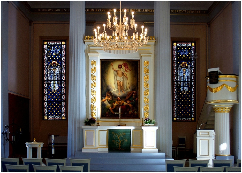 Altar der Auferstehungskirche ...