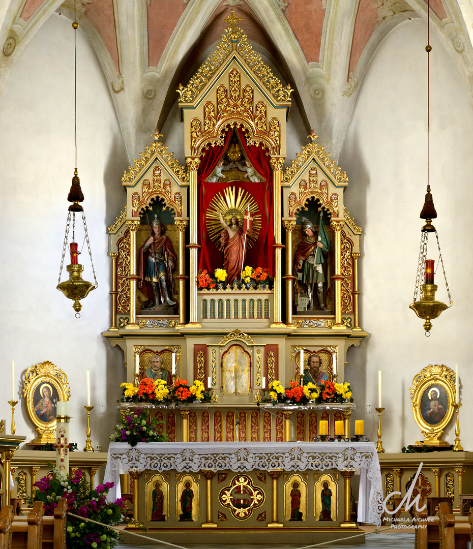 Altar der Dorfkirche