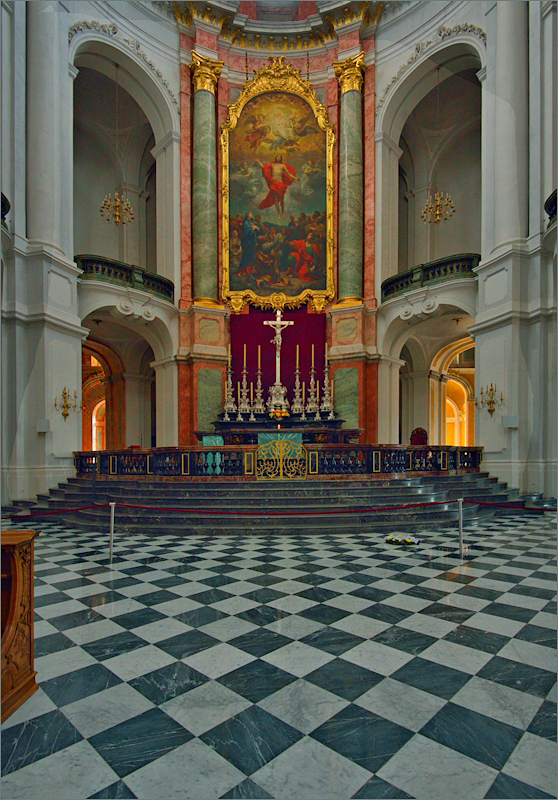 Altar der Kathedrale Dresden