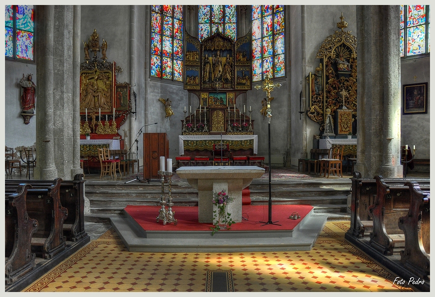 Altar der Stadtpfarrkirche...