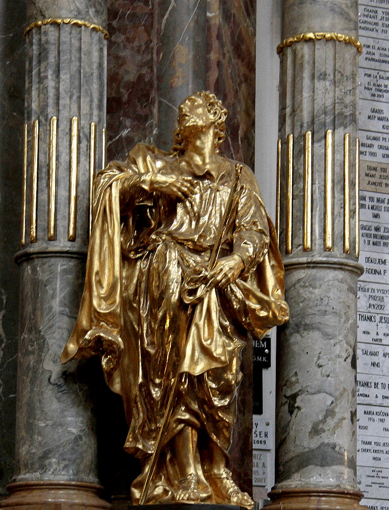 Altar-Figur [rechts]