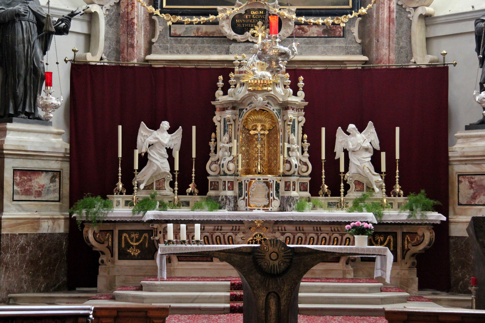 Altar Hofkirche Innsbruck