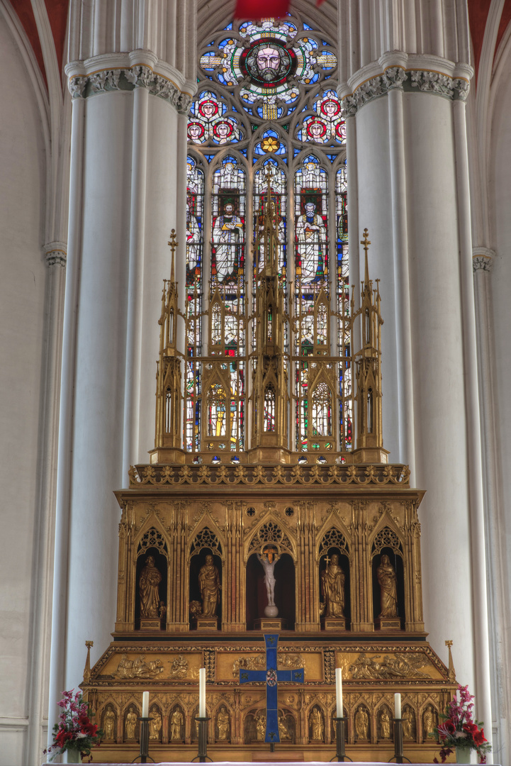 Altar im Dom zu Verden HDR