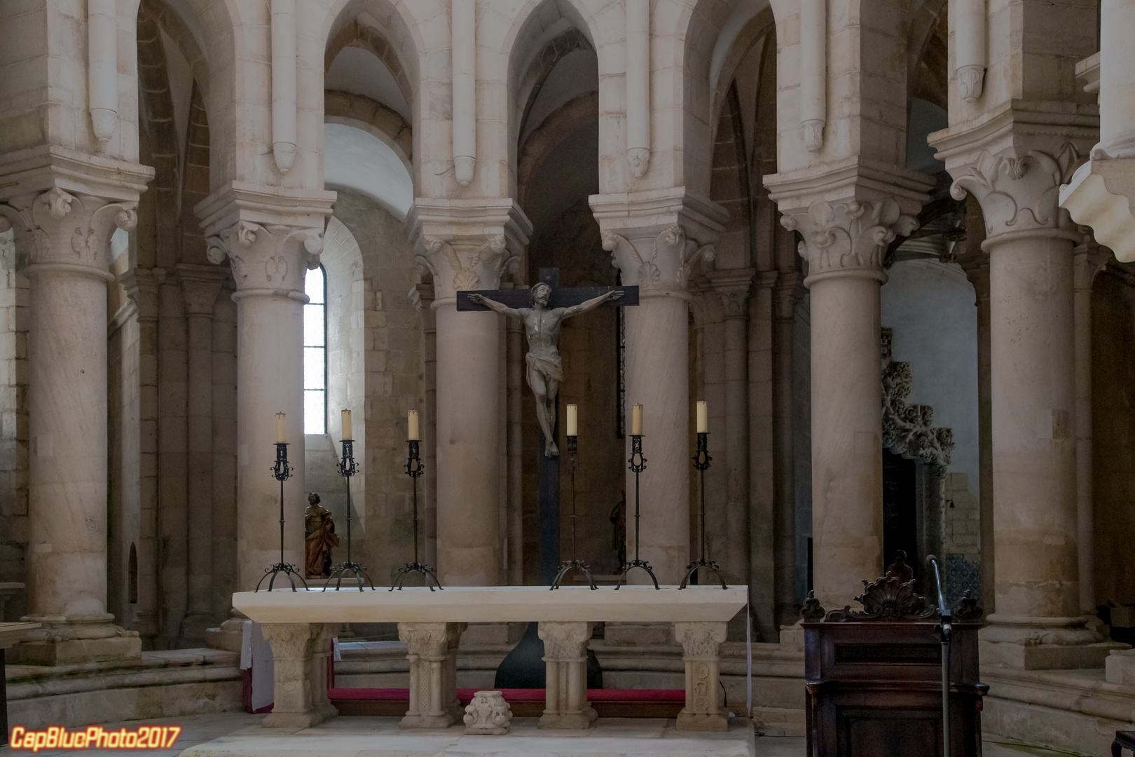 Altar in dem Zisterzienserkloster Alcobaca