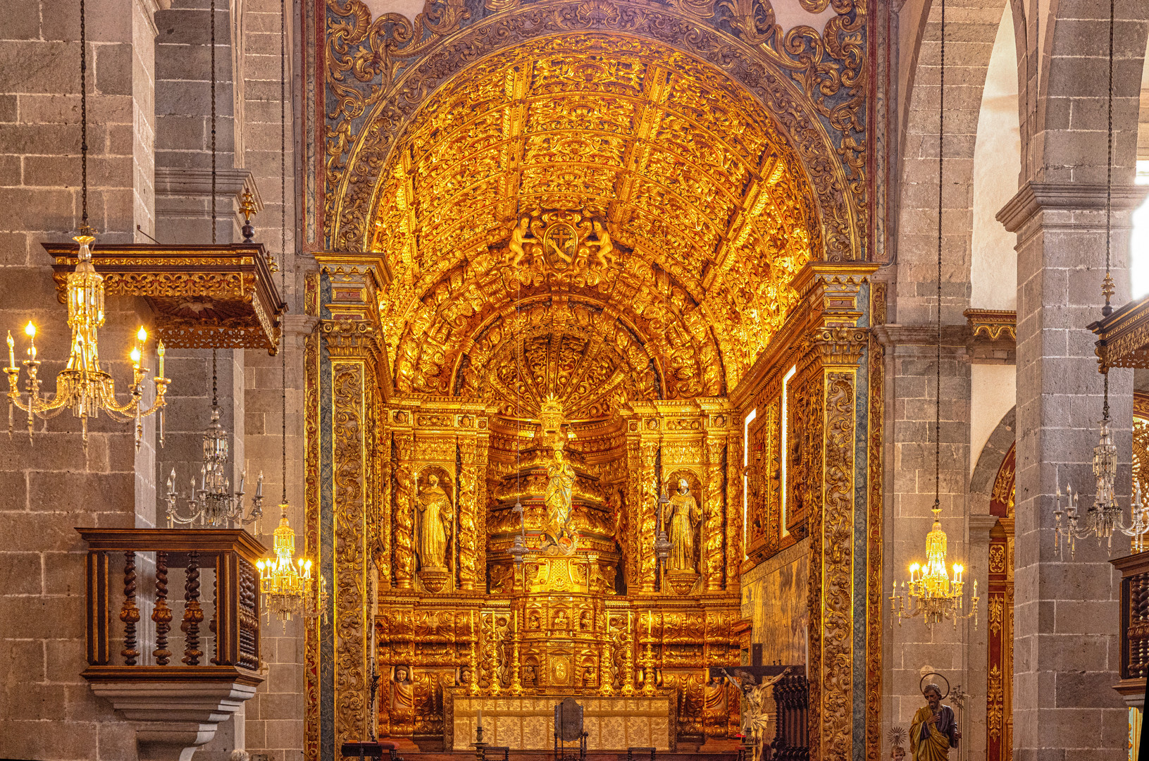 Altar in der Igreja de Sao Jose in Ponta Delgada