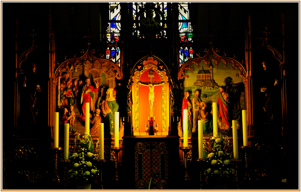 Altar in der Petri Kirche in Arnsberg / Hüsten