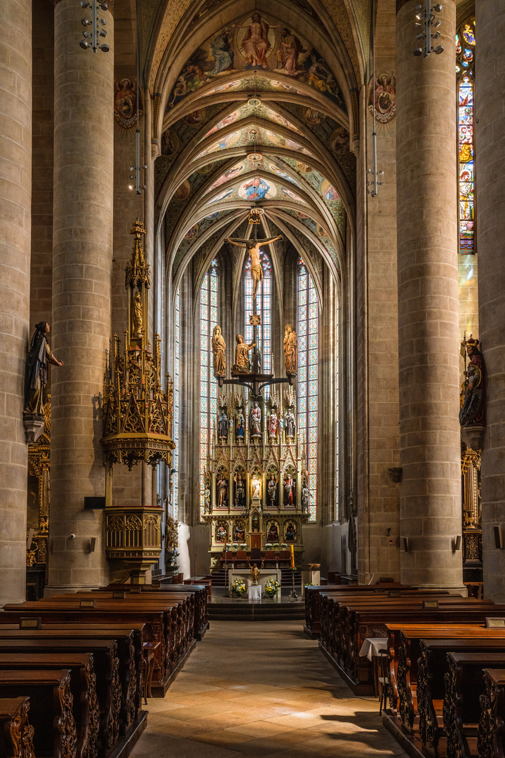 Altar in der St.-Bartholomäus-Kathedrale