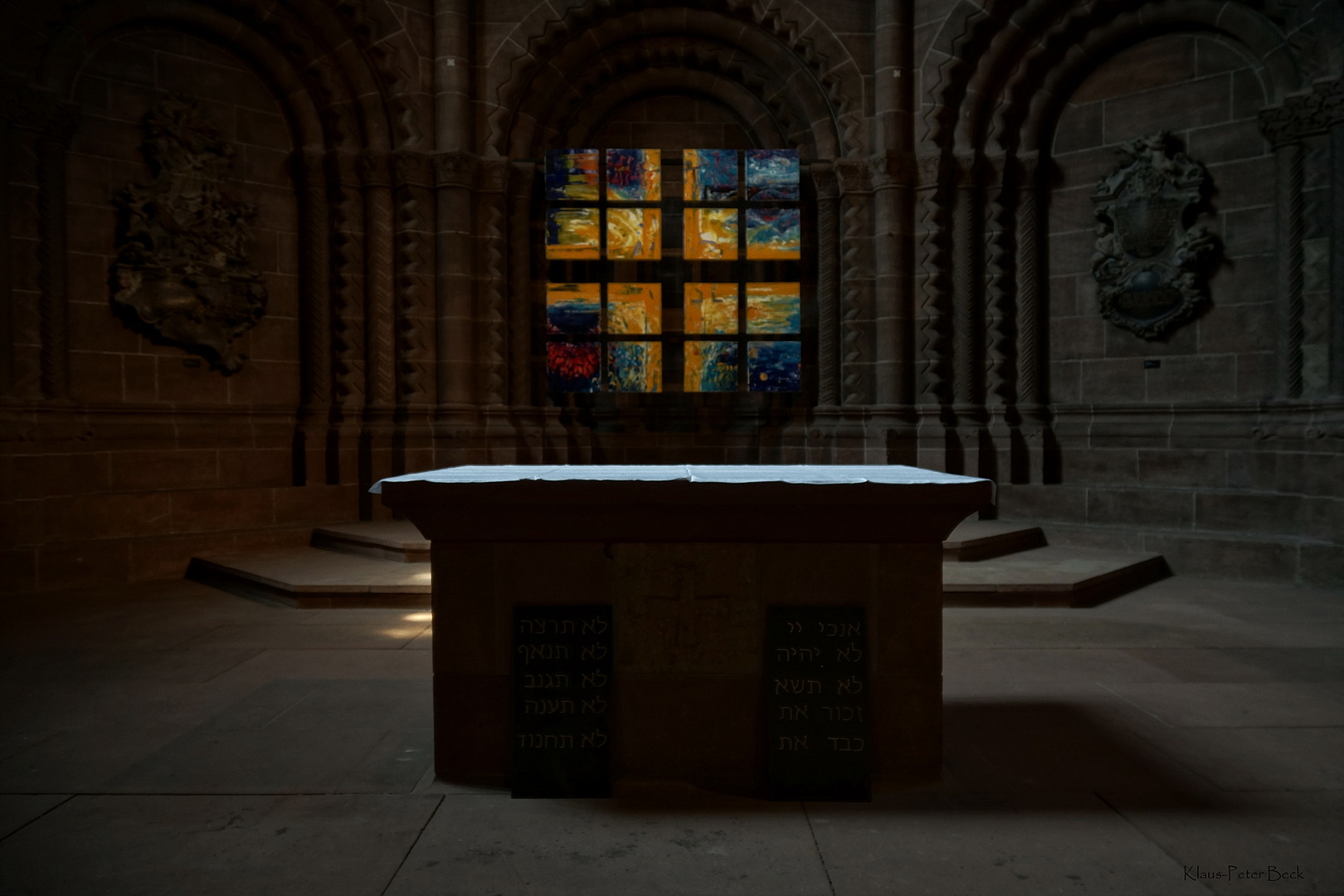 Altar in des Apsis