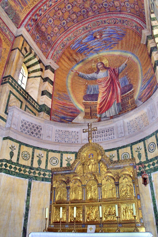 Altar in Herz Jesu