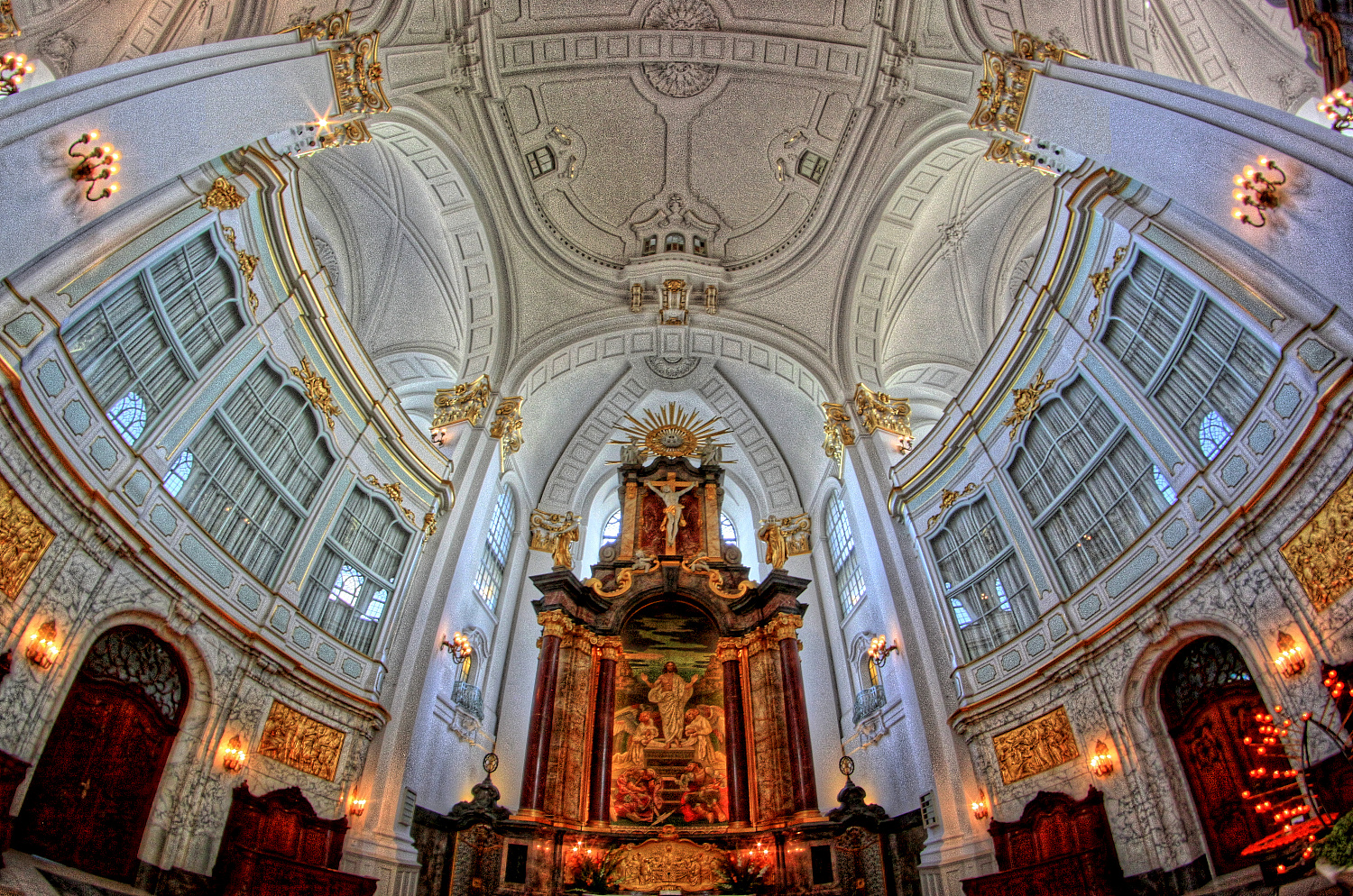 Altar @ ToneMapping