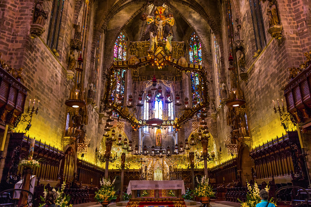 Altarraum der Kathedrale La Seu