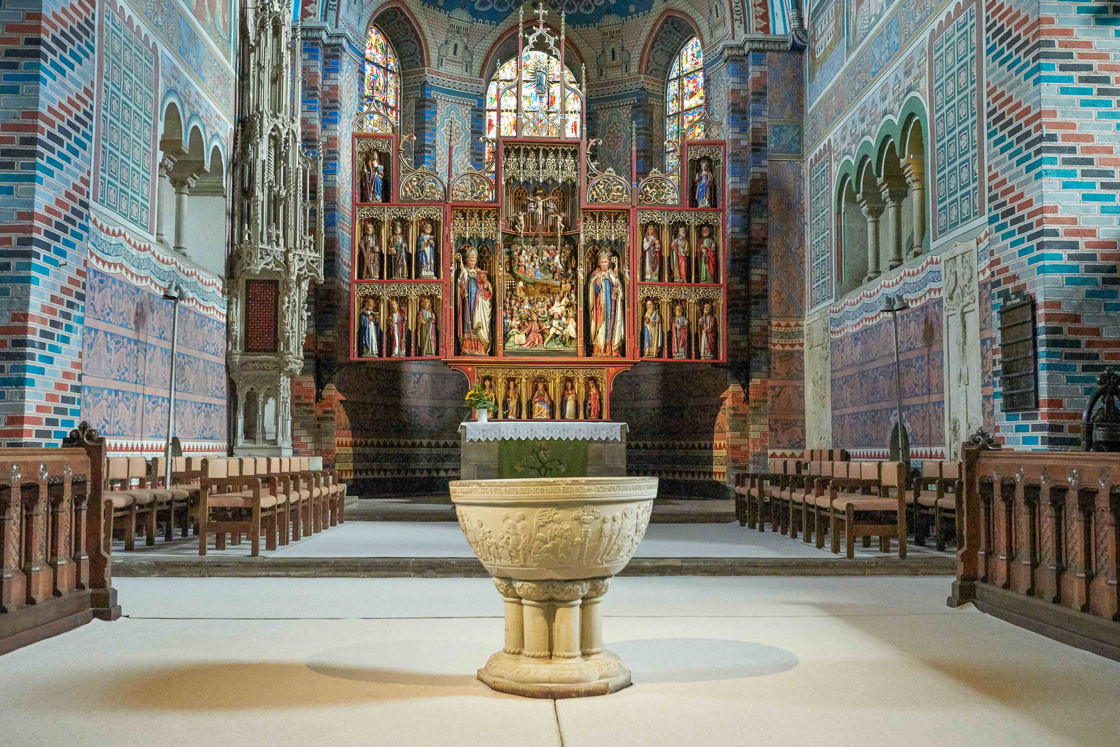 Altarraum der Stiftskirchen Bücken