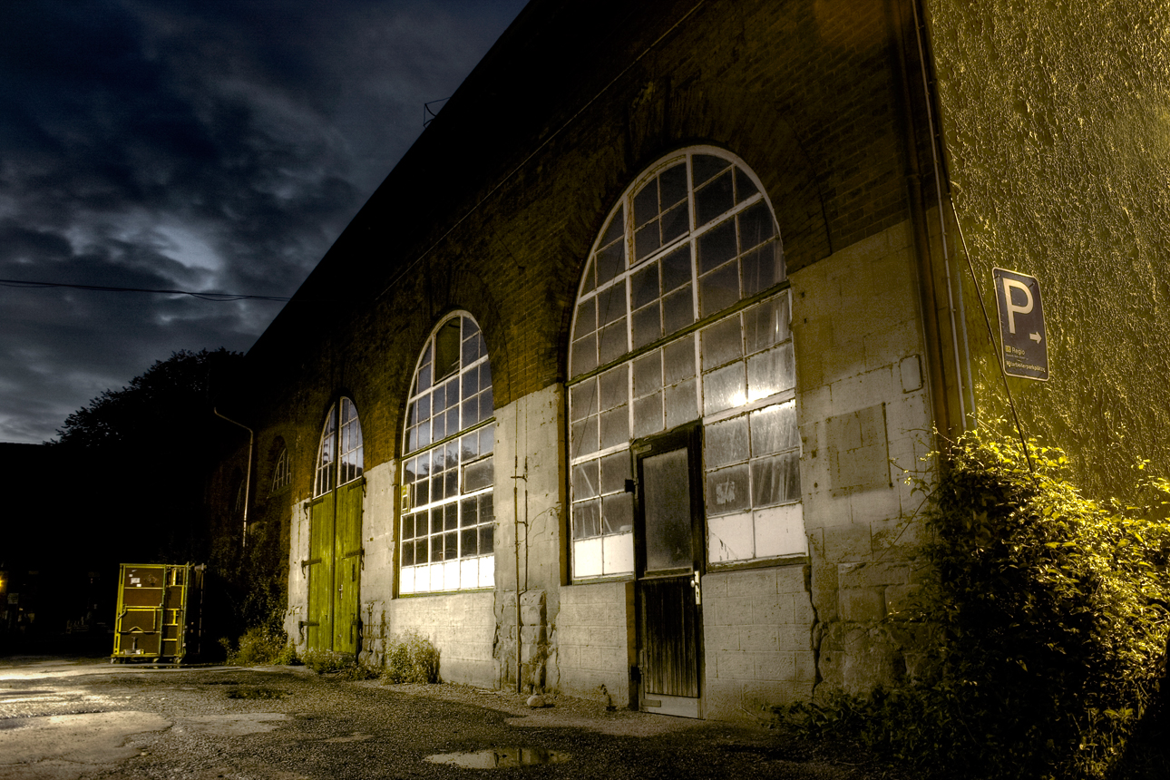 Altbau bei Nacht...