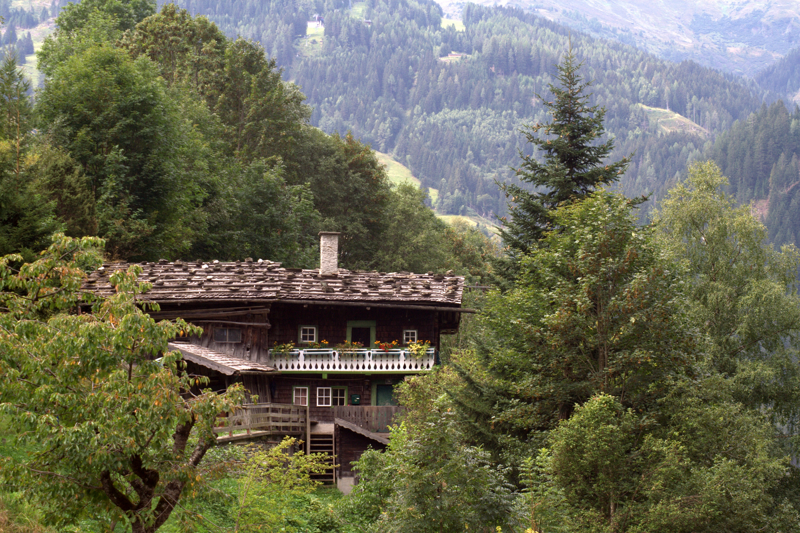 Altbau im Gaisbachtal