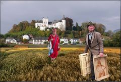 Altbauer Lustig und seine Frau Brunhilde !