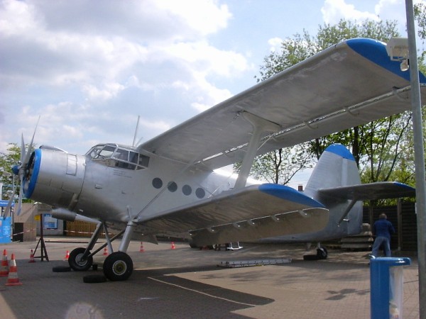 Alte Antonow AN-2