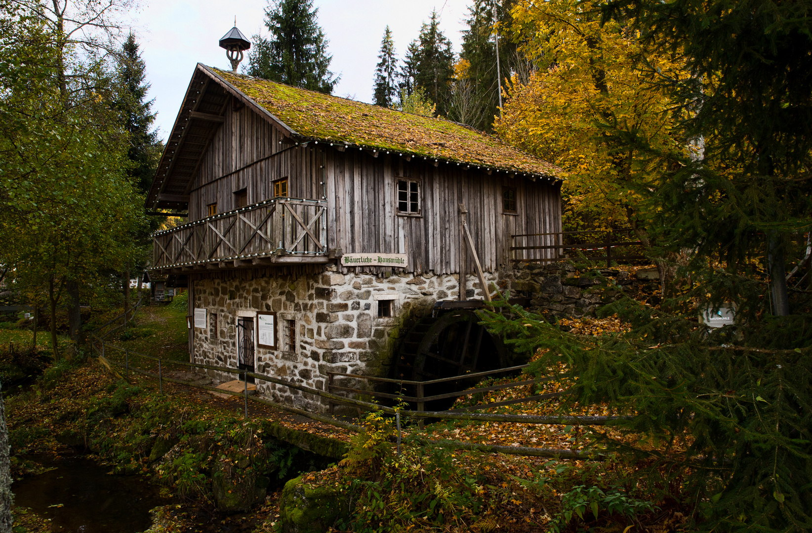 "Alte Bäuerliche Hausmühle"