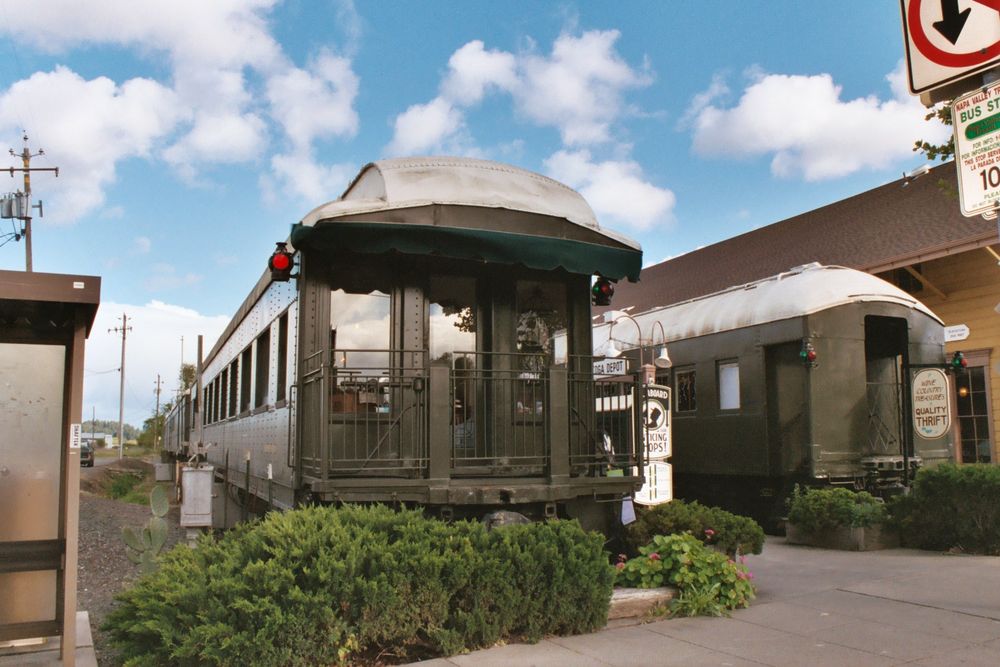 alte Bahnwagons in Calistoga/Californien